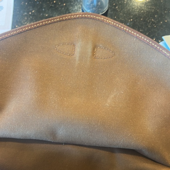 Louis Vuitton Saumur 30 CrossBody - Picture 4 of 9